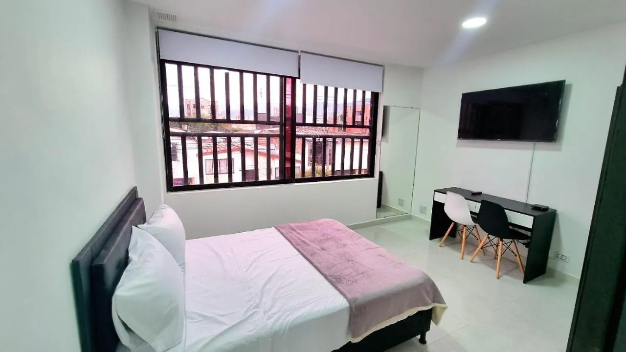 アパート Apartamentos, Colores Del Estadio - Laureles. メデジン