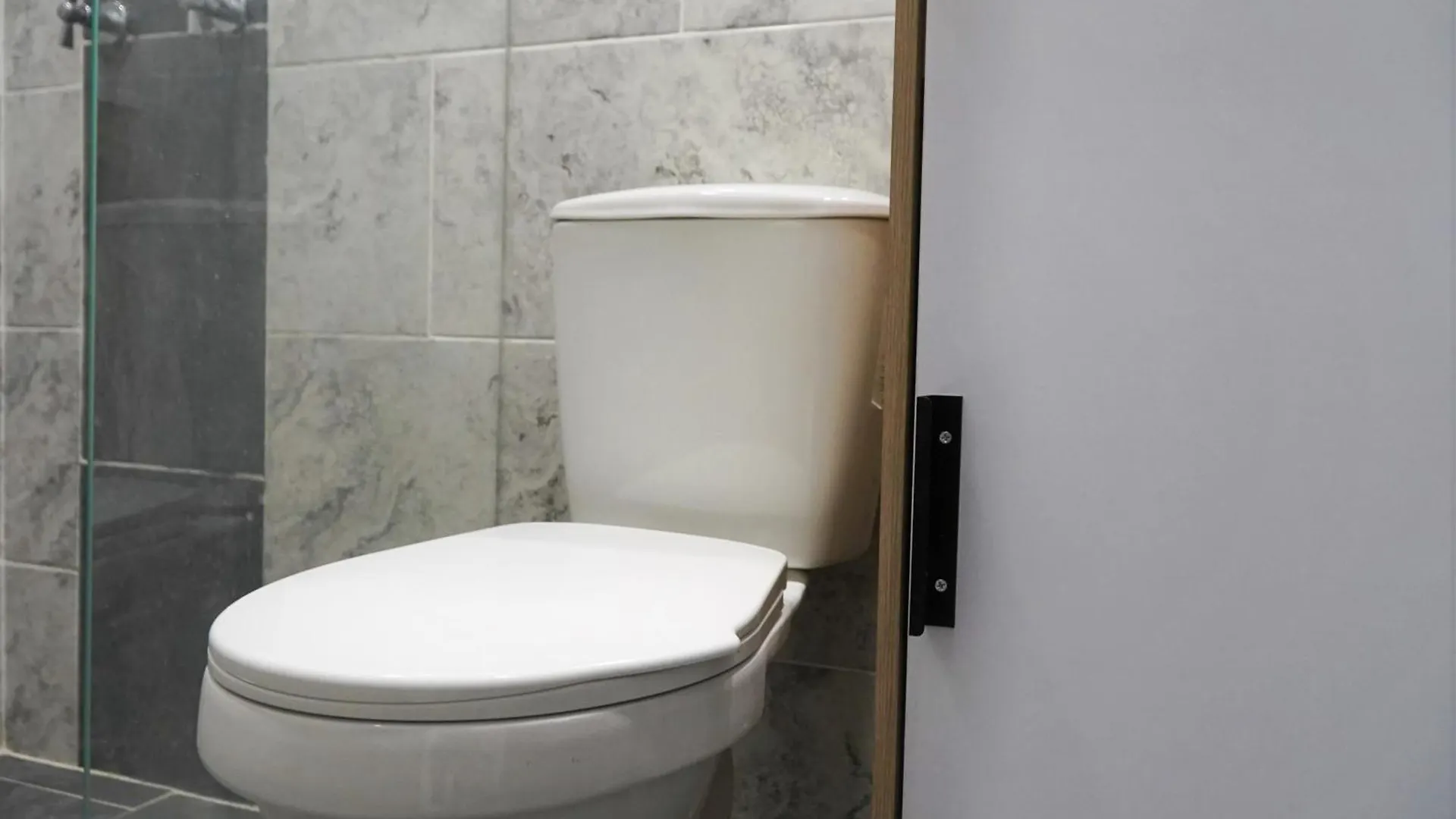 アパート Apartamentos, Colores Del Estadio - Laureles. メデジン