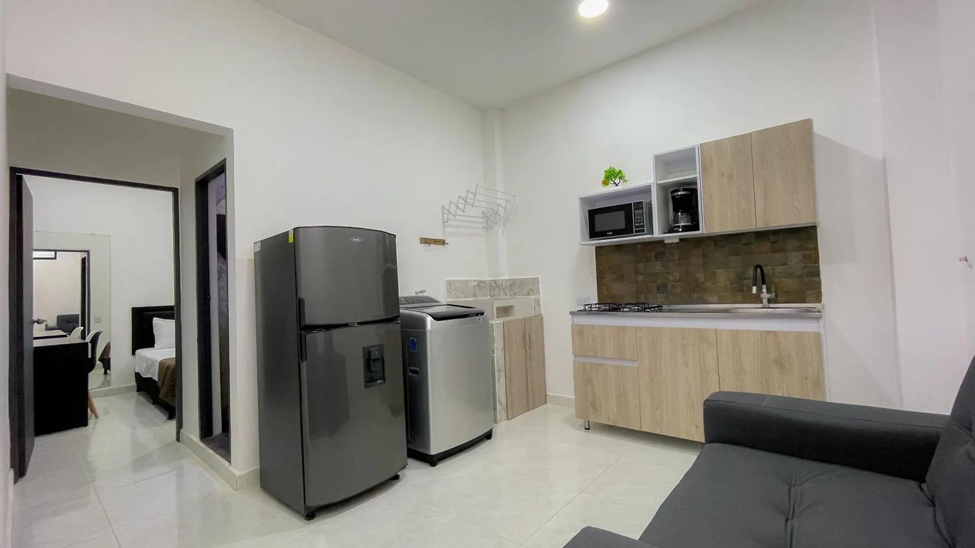 Apartamentos, Colores Del Estadio - Laureles. メデジン コロンビア