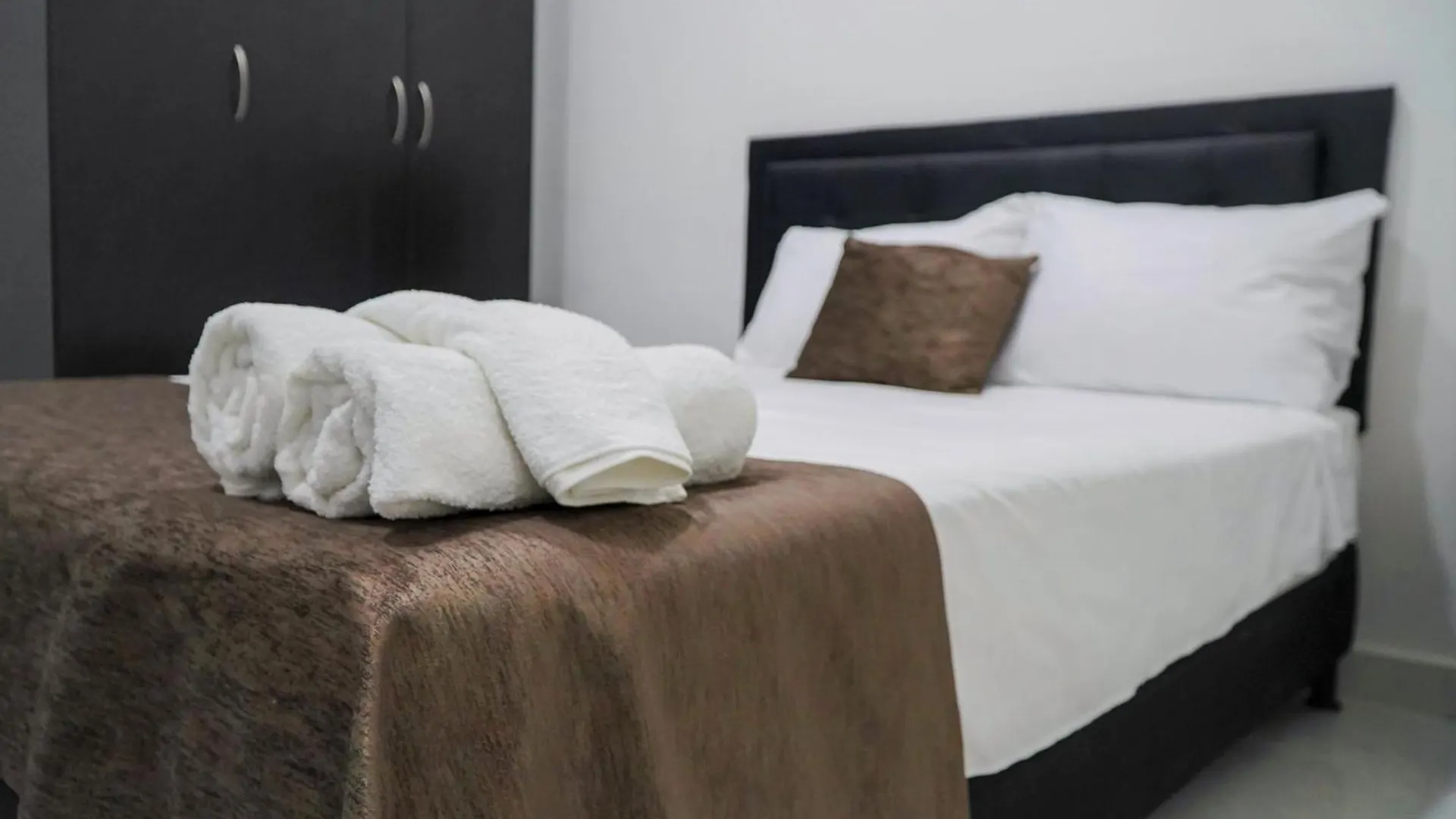 アパート Apartamentos, Colores Del Estadio - Laureles. メデジン