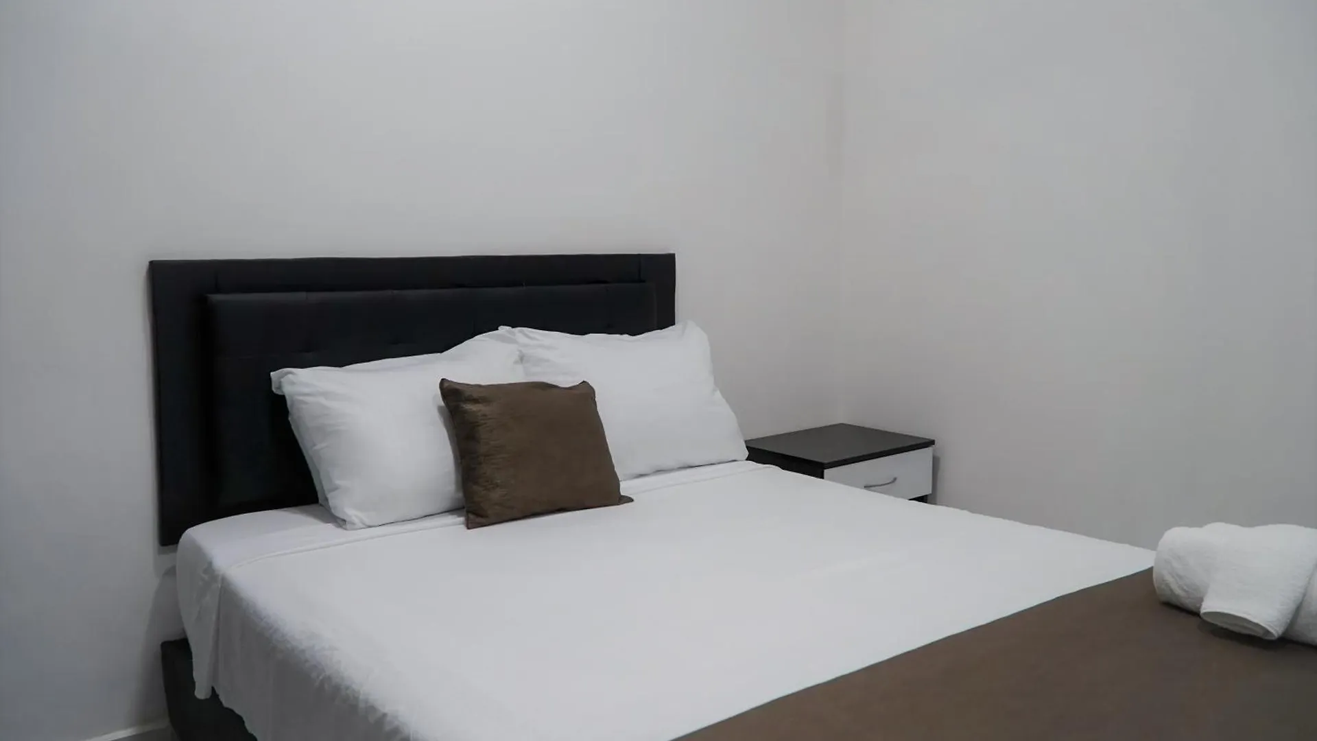 アパート Apartamentos, Colores Del Estadio - Laureles. メデジン